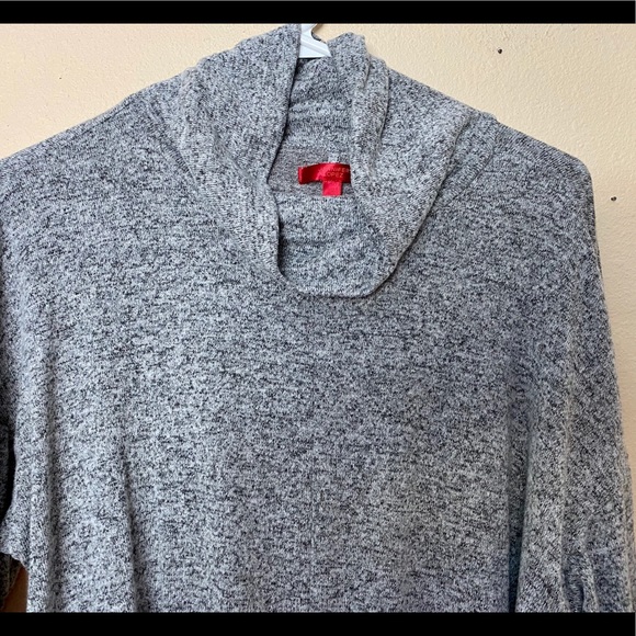 Jennifer Lopez Twist Front Long Sleeve Top Large - Picture 2 of 7